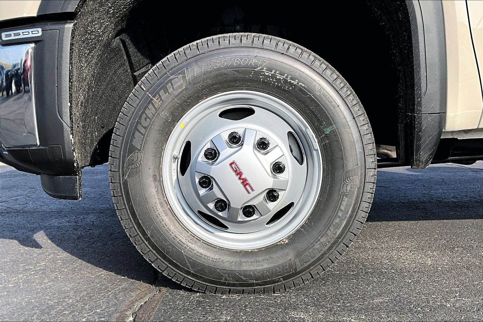 2026 GMC Sierra 3500 HD Chassis Cab Pro