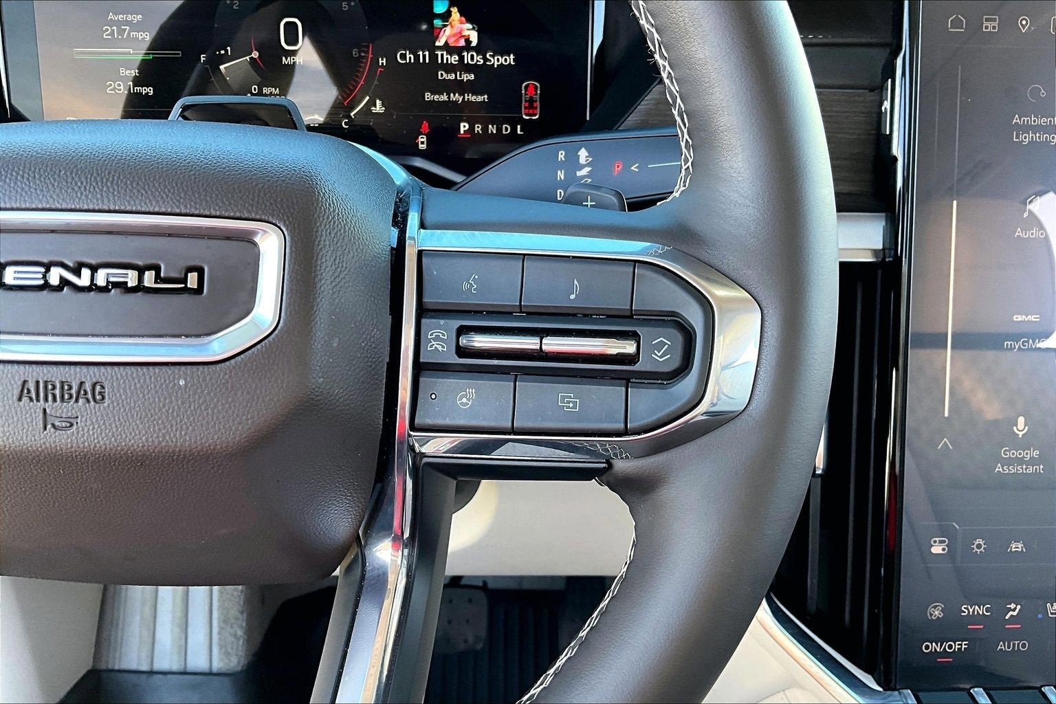 2024 GMC Acadia Denali