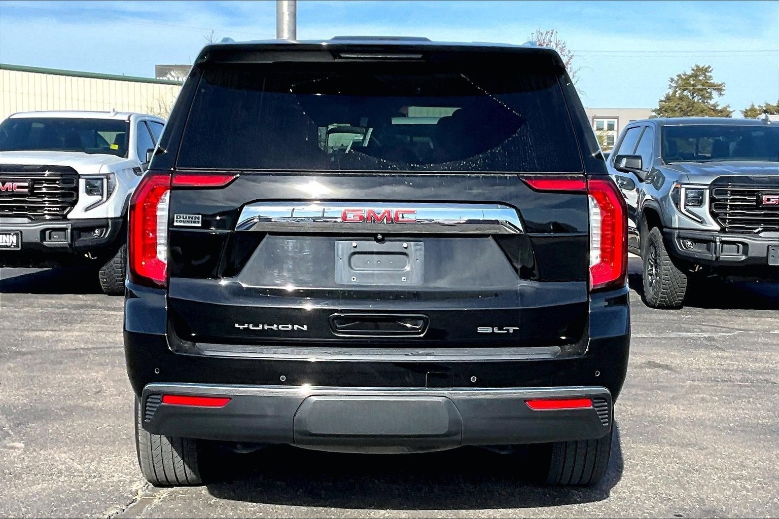 2022 GMC Yukon SLT