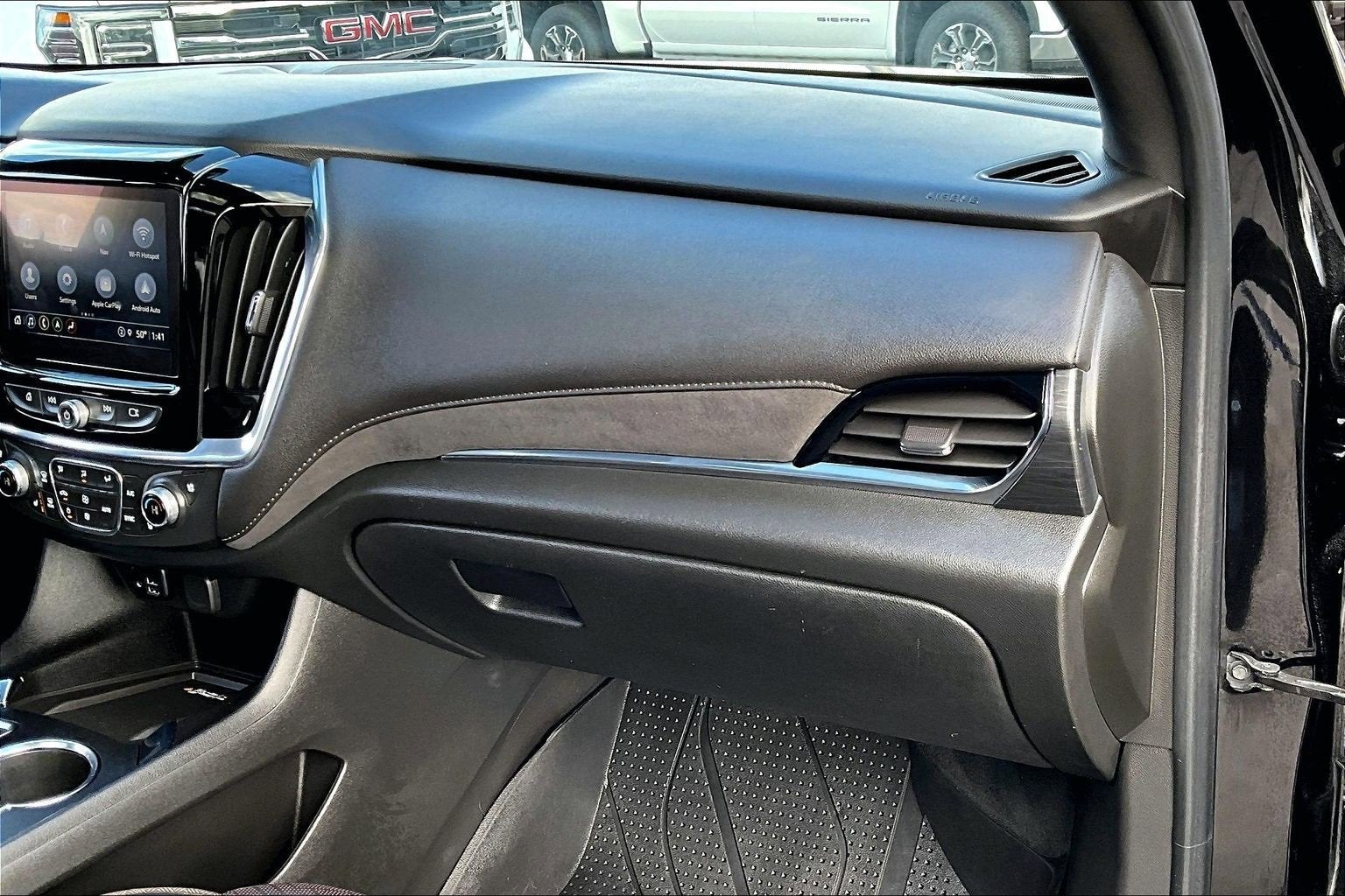 2022 Chevrolet Traverse High Country