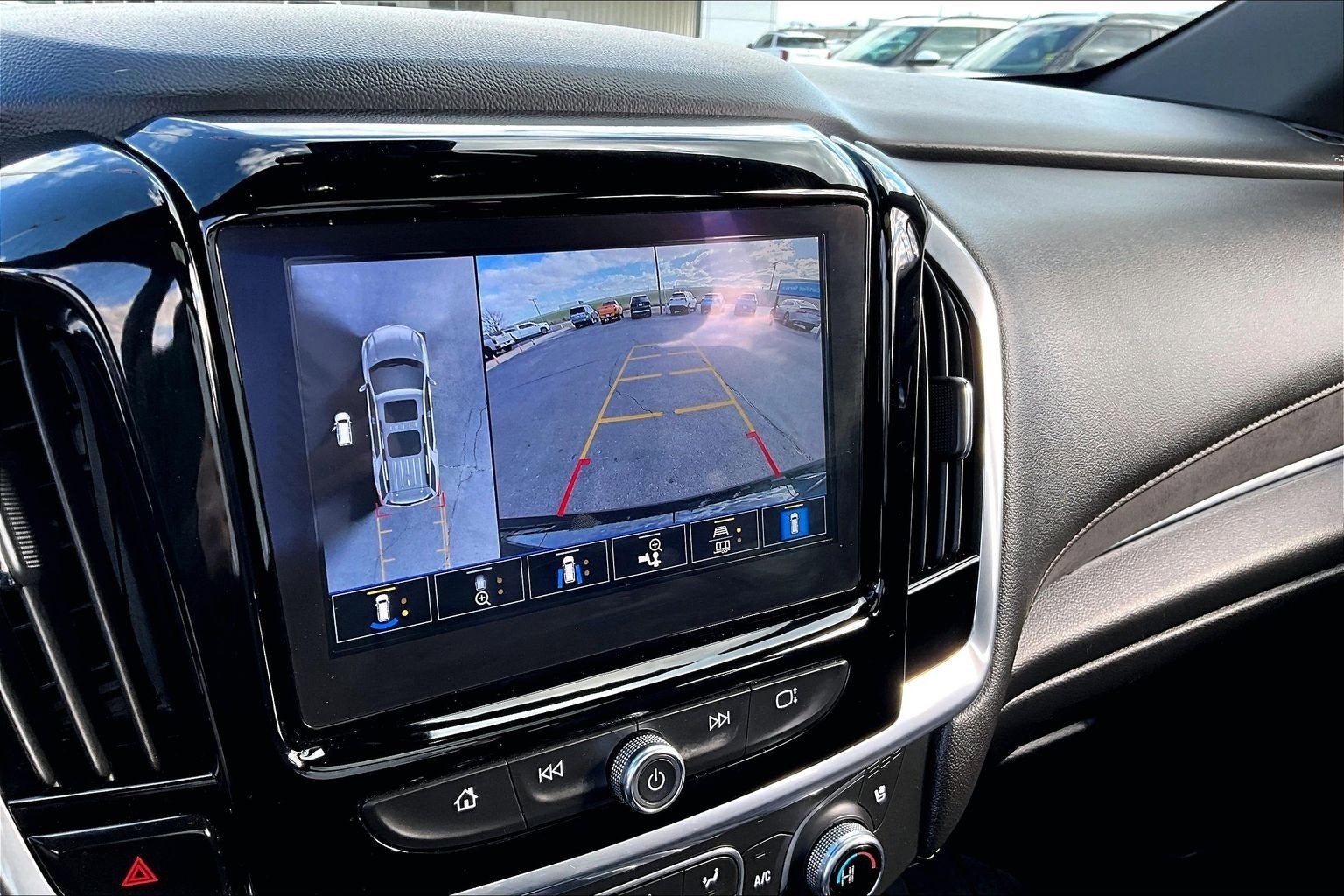 2022 Chevrolet Traverse High Country