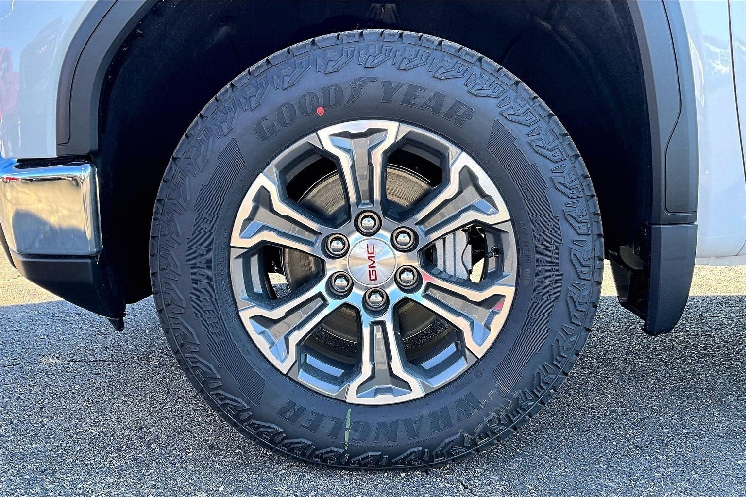 2026 GMC Sierra 1500 SLE