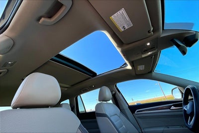 2022 Volkswagen Atlas 3.6L V6 SEL Premium R-Line