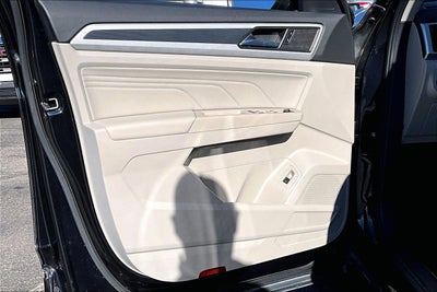 2022 Volkswagen Atlas 3.6L V6 SEL Premium R-Line