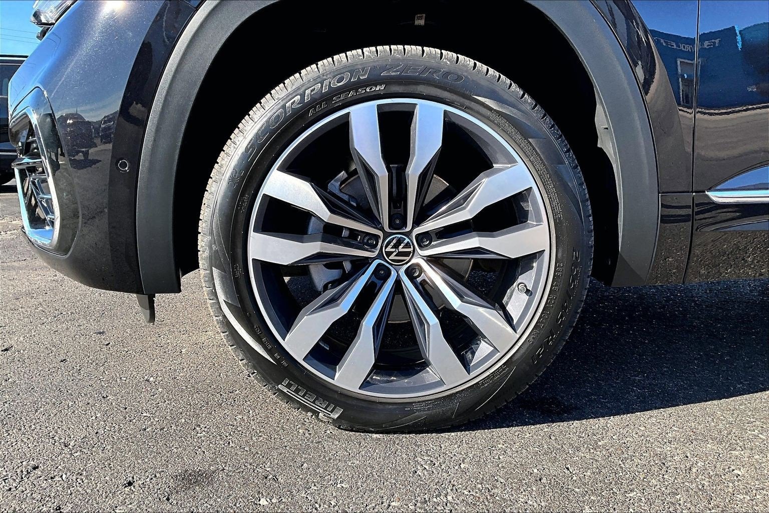 2022 Volkswagen Atlas 3.6L V6 SEL Premium R-Line