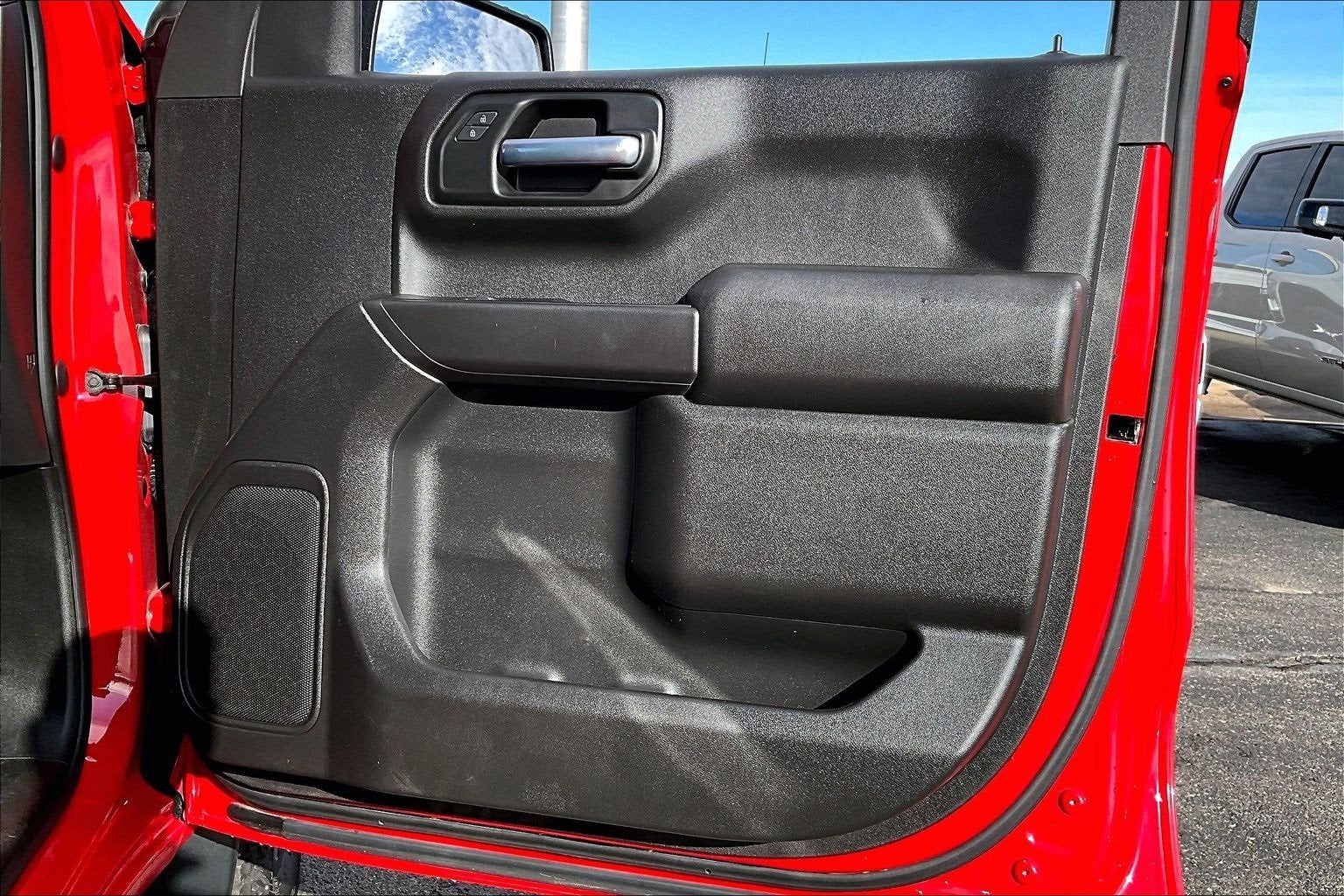 2023 Chevrolet Silverado 1500 Custom Trail Boss