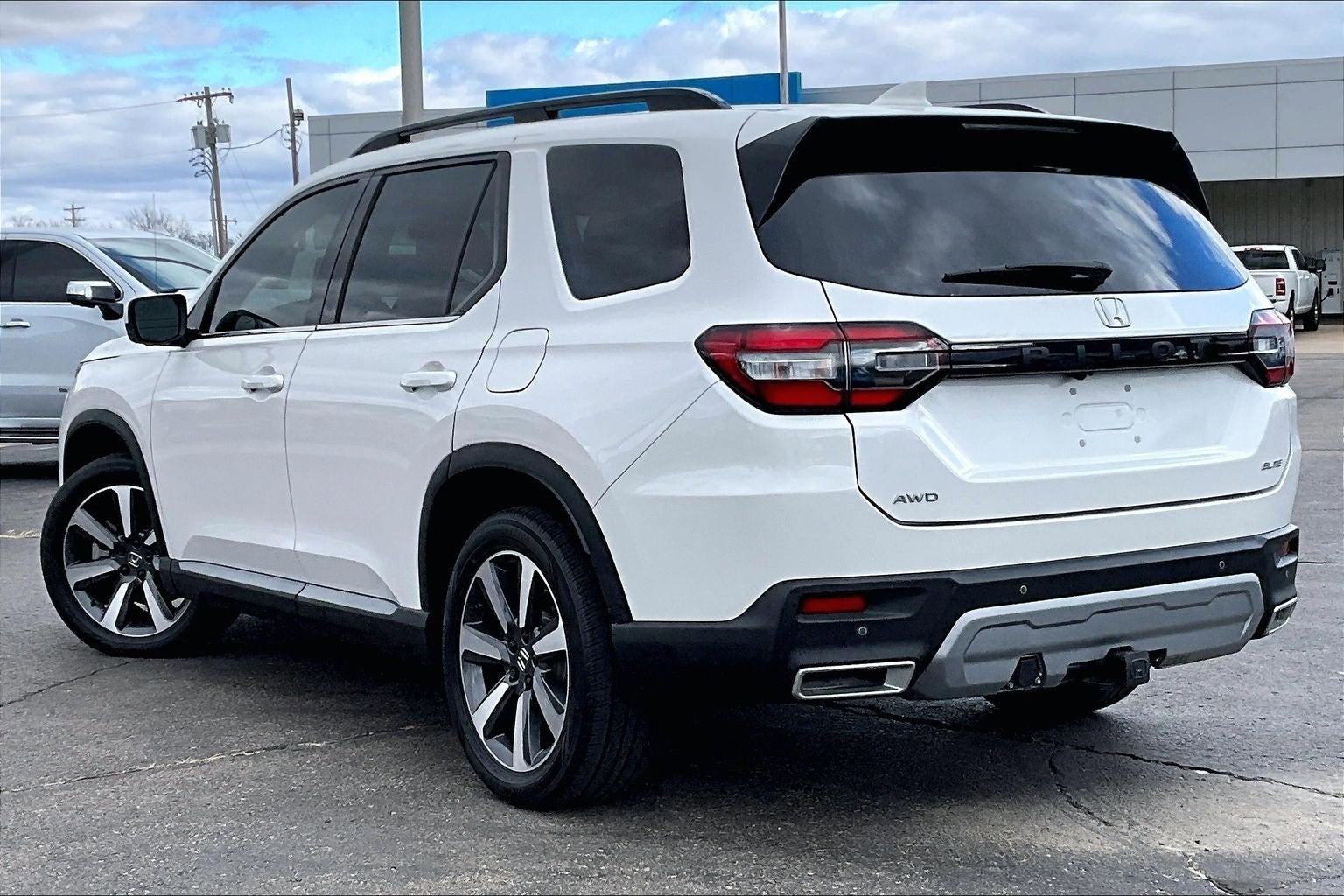 2023 Honda Pilot Elite