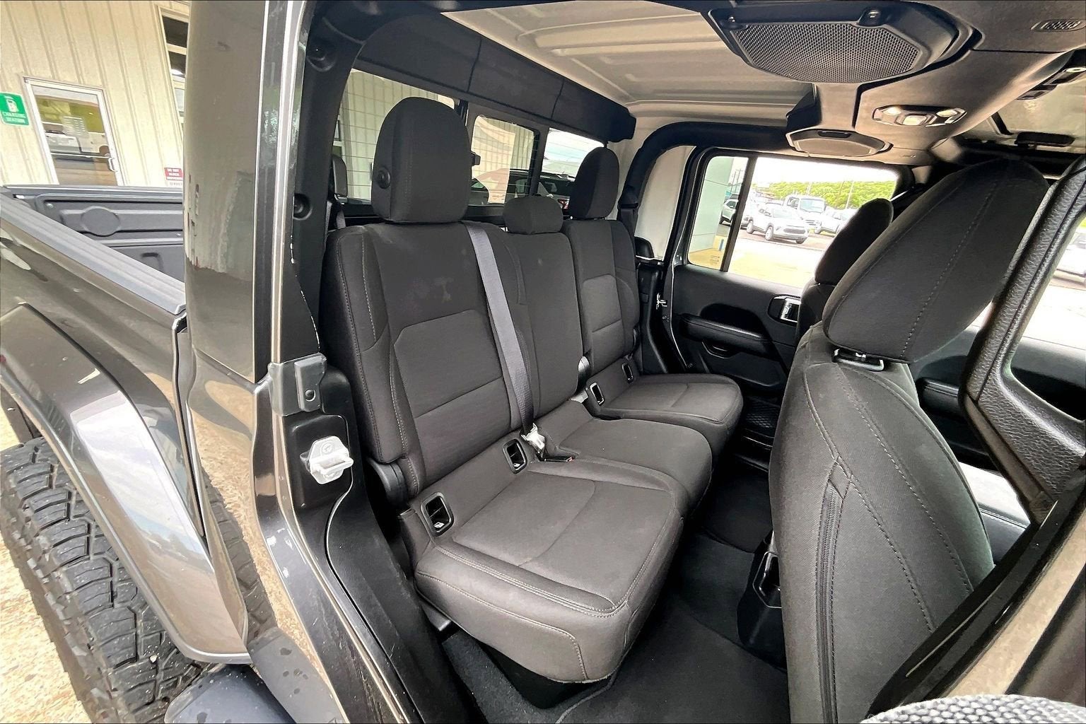 2023 Jeep Gladiator Overland