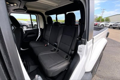 2020 Jeep Gladiator Overland