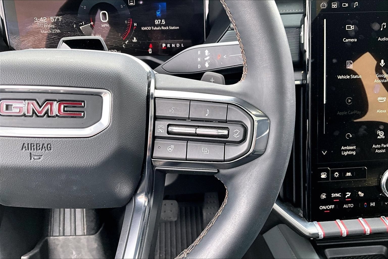 2024 GMC Acadia AT4