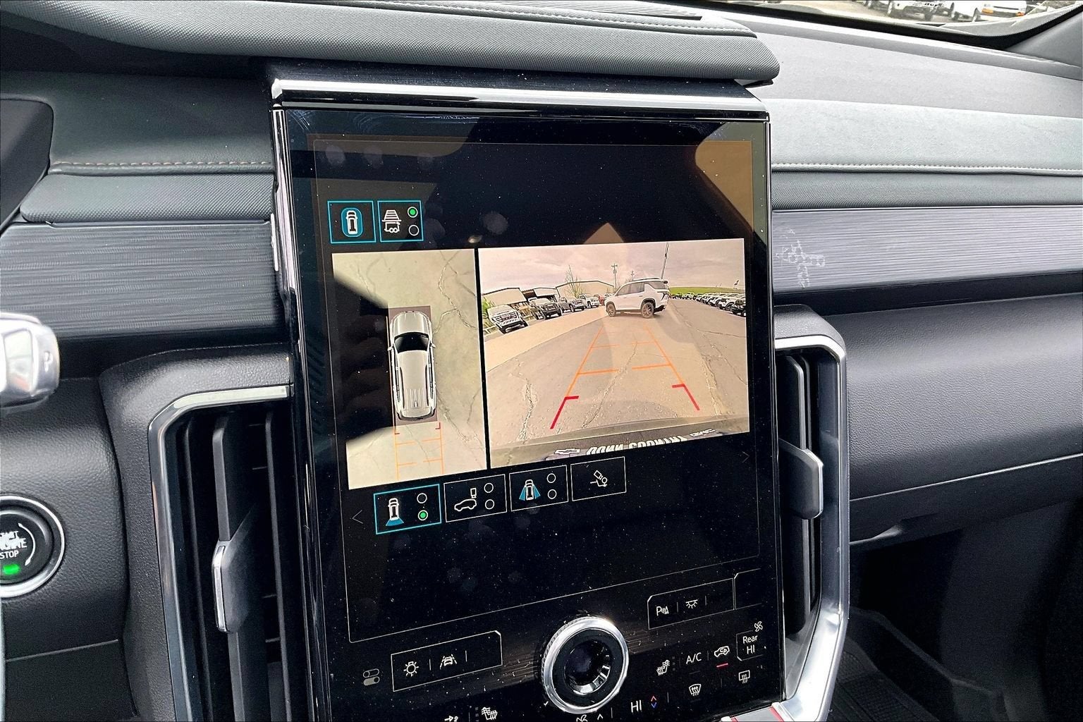 2024 GMC Acadia AT4