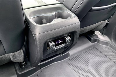 2024 GMC Acadia AT4