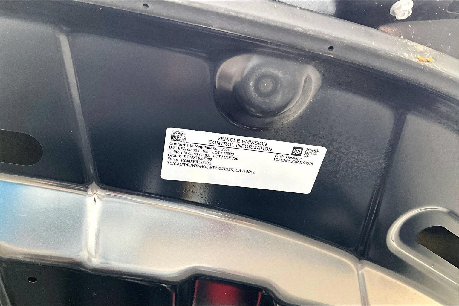2024 GMC Acadia AT4