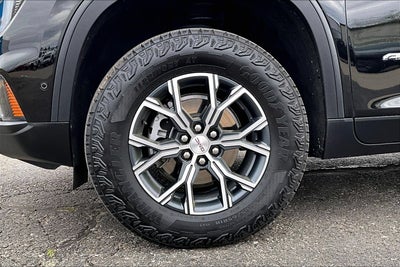 2024 GMC Acadia AT4