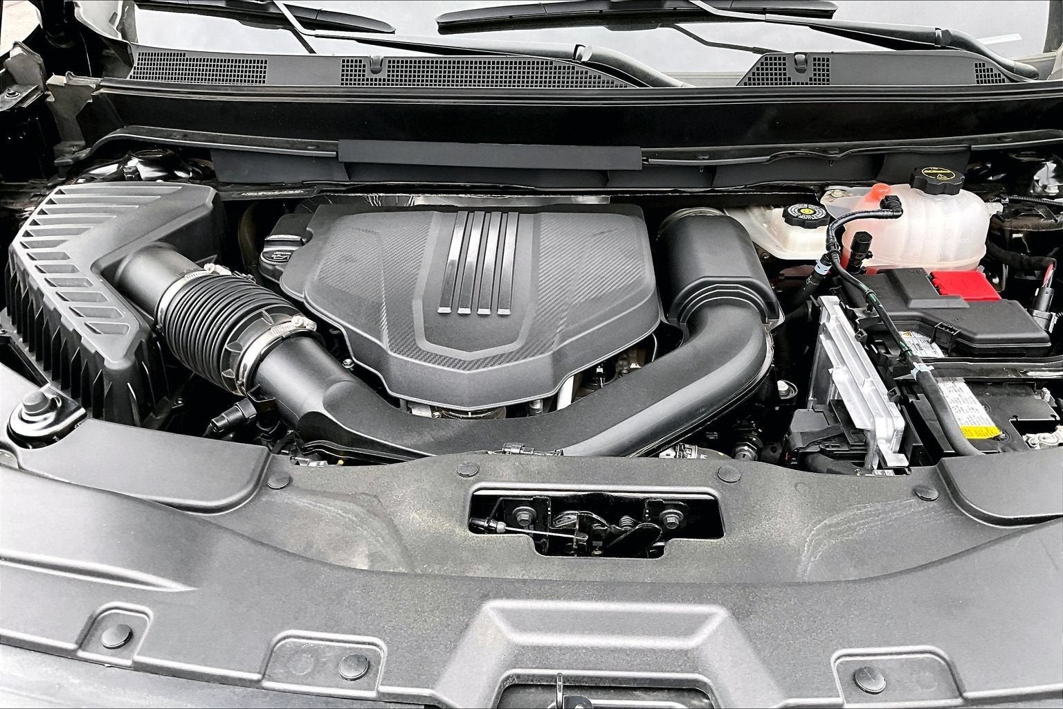 2024 GMC Acadia AT4