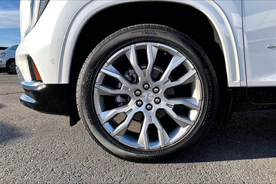 2024 GMC Acadia Denali