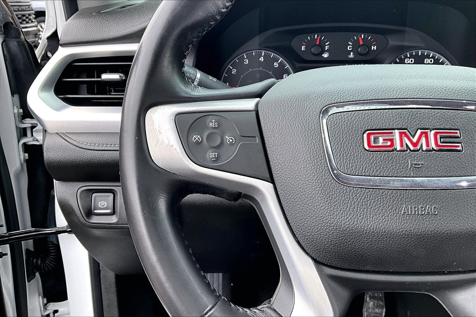 2018 GMC Acadia SLE