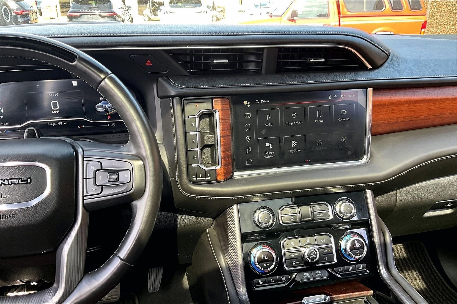 2023 GMC Yukon Denali Ultimate