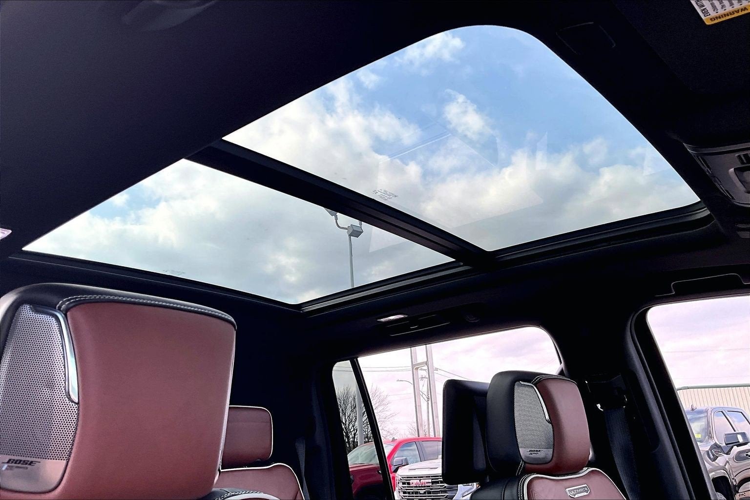 2023 GMC Yukon XL Denali Ultimate