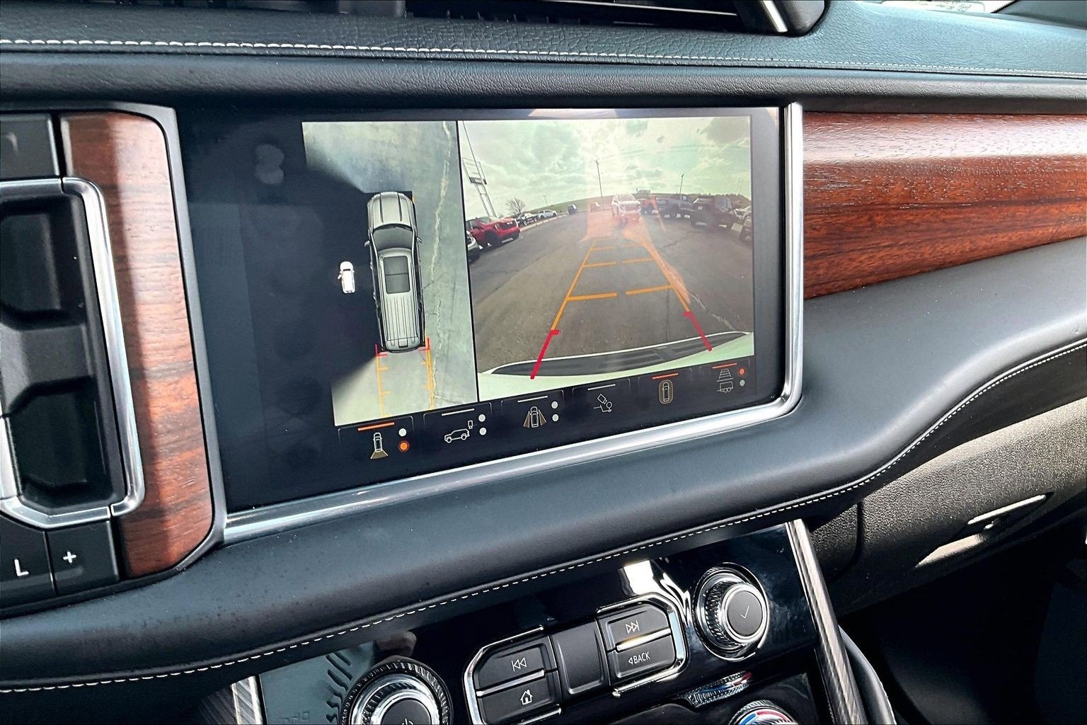 2023 GMC Yukon XL Denali Ultimate