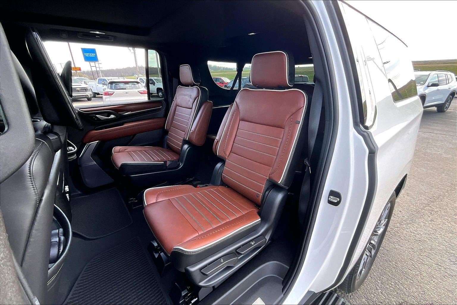 2023 GMC Yukon XL Denali Ultimate