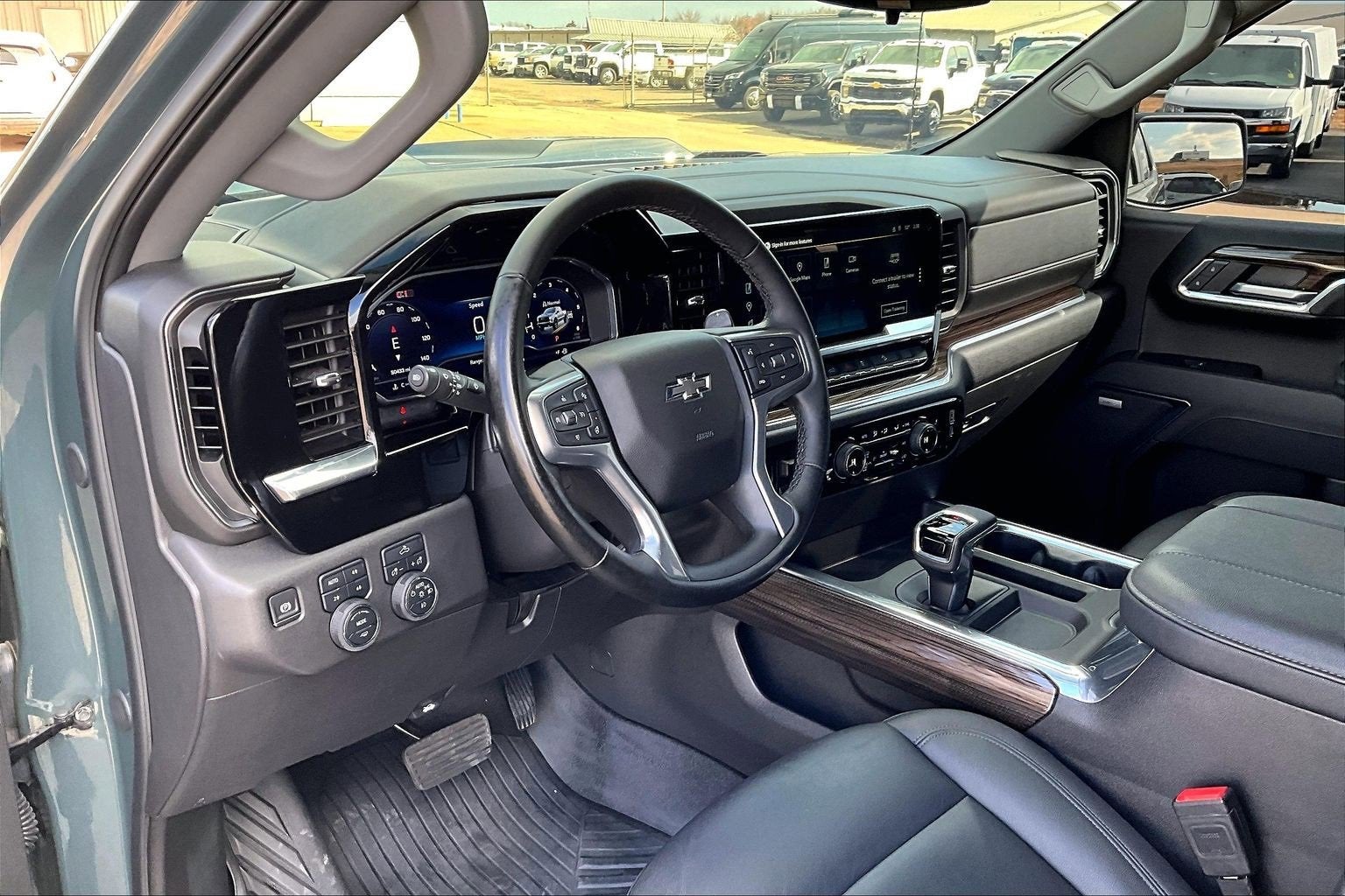 2025 Chevrolet Silverado 1500 LT Trail Boss