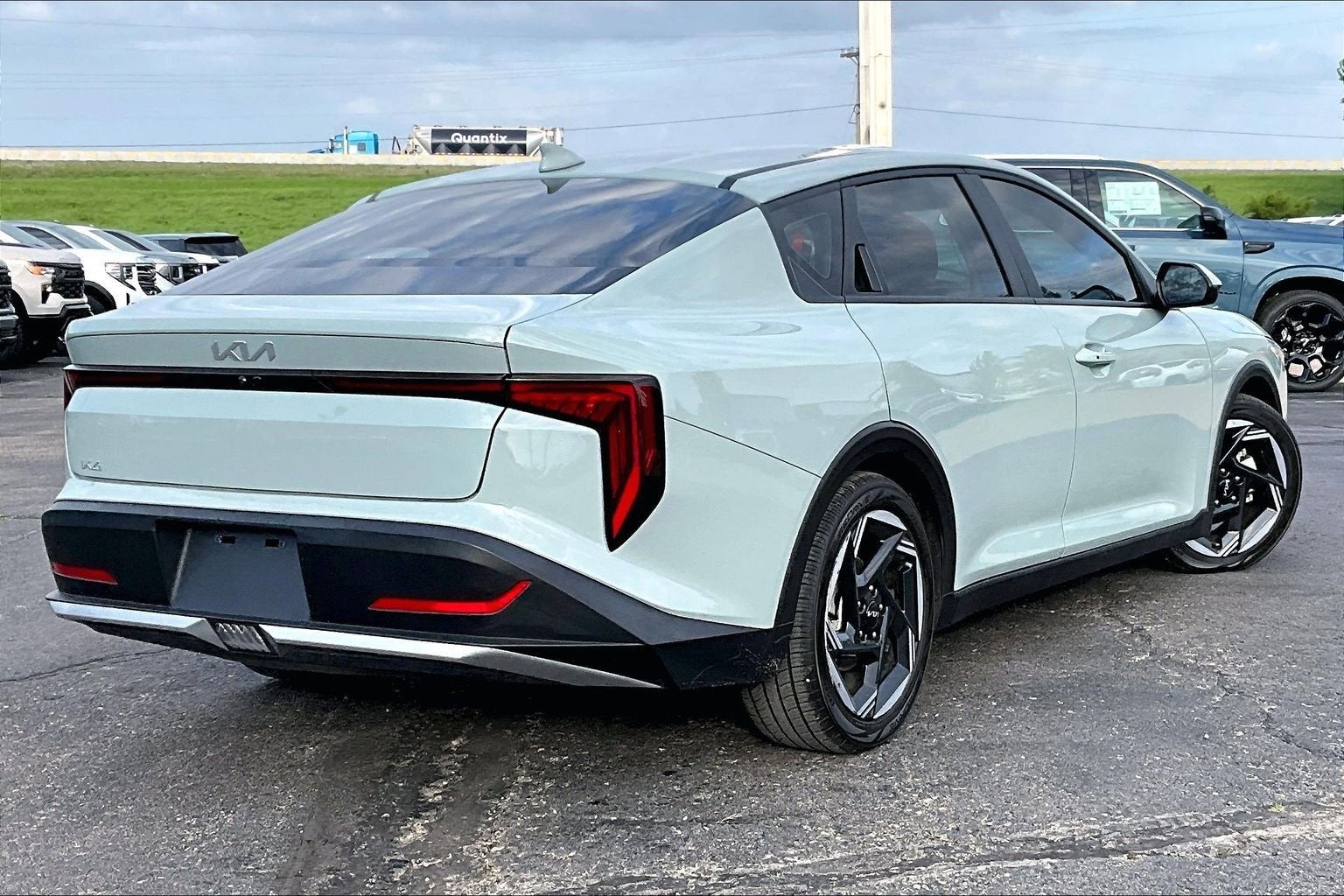 2025 Kia K4 EX