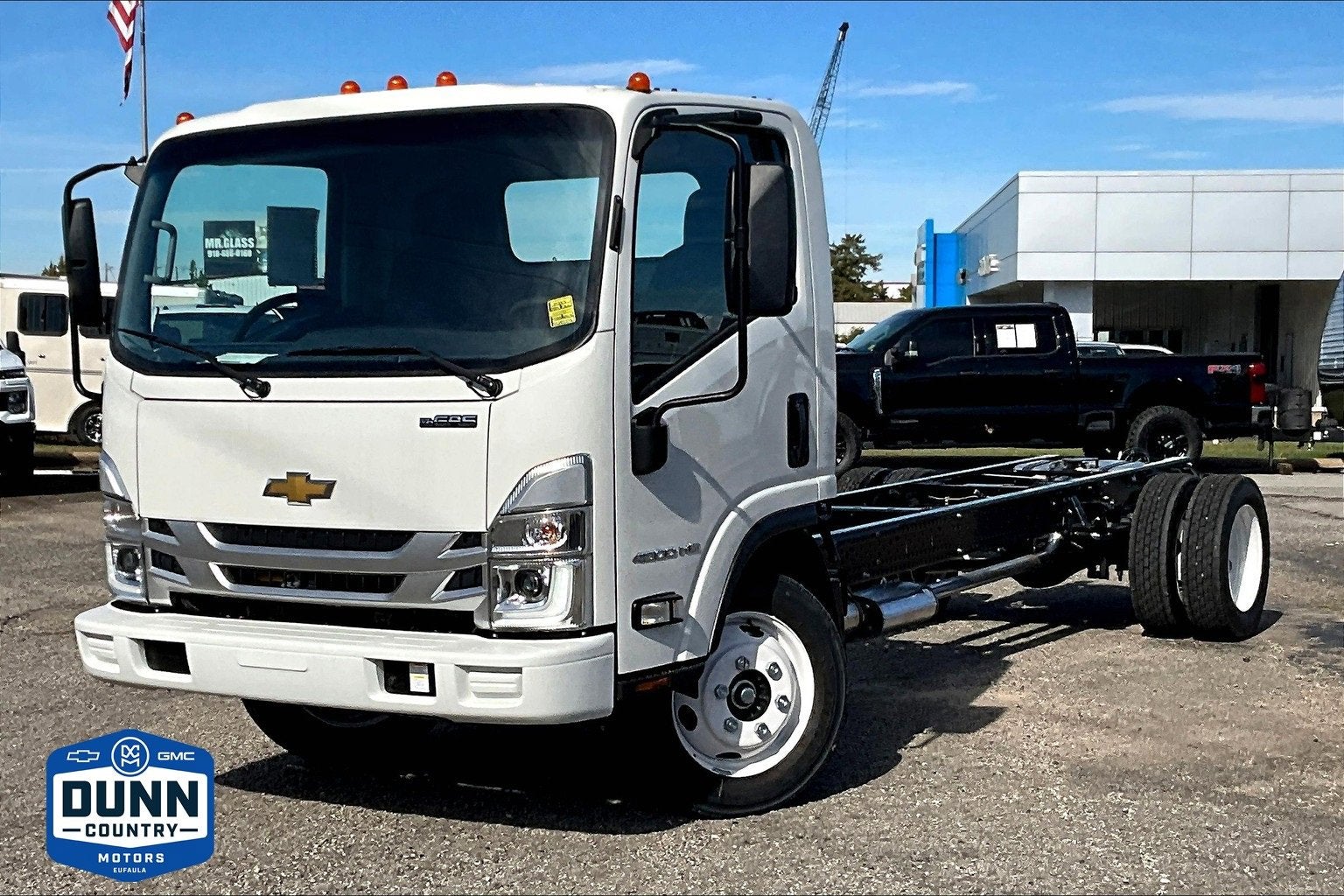 2025 Chevrolet Low Cab Forward 4500 1WT