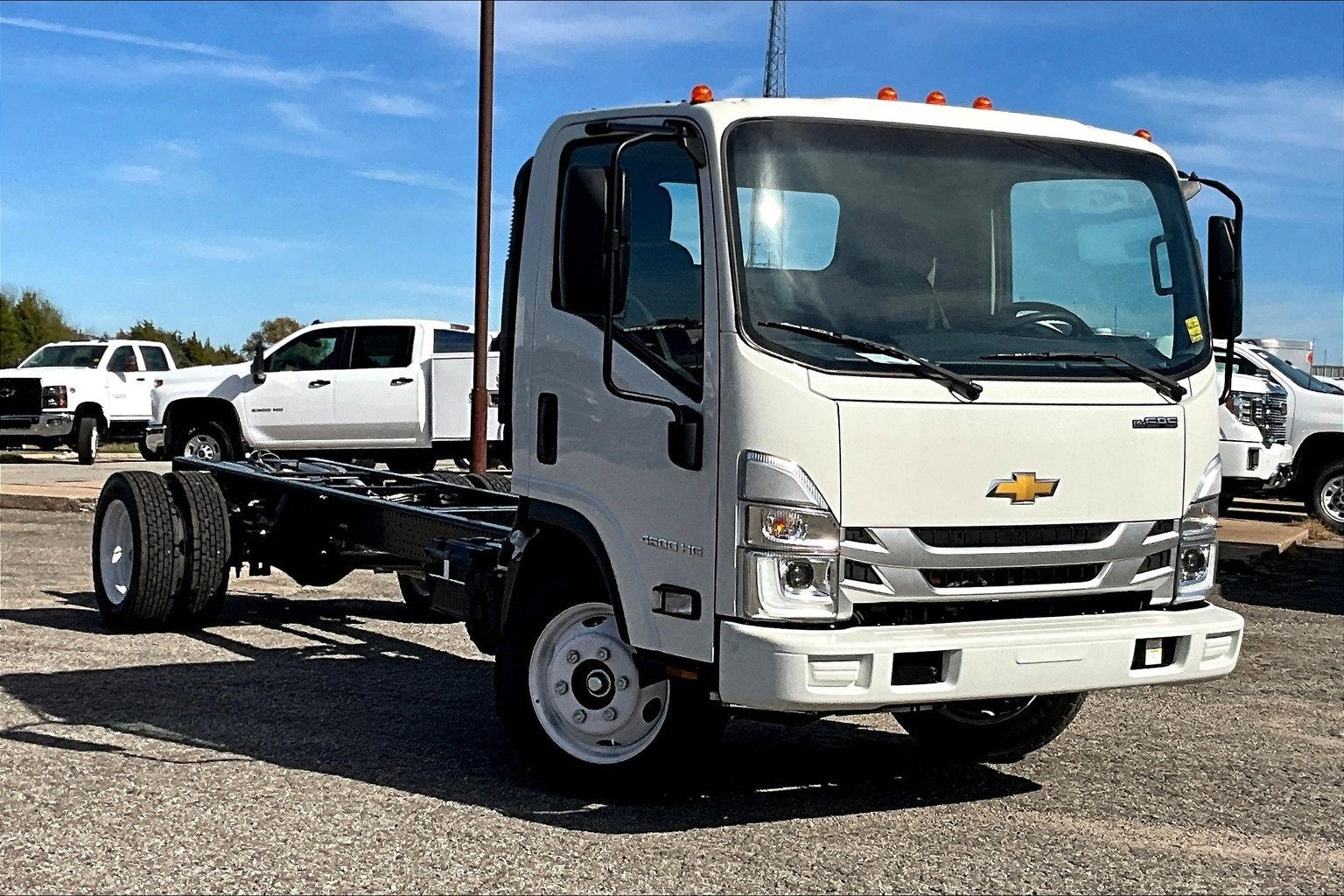 2025 Chevrolet Low Cab Forward 4500 1WT