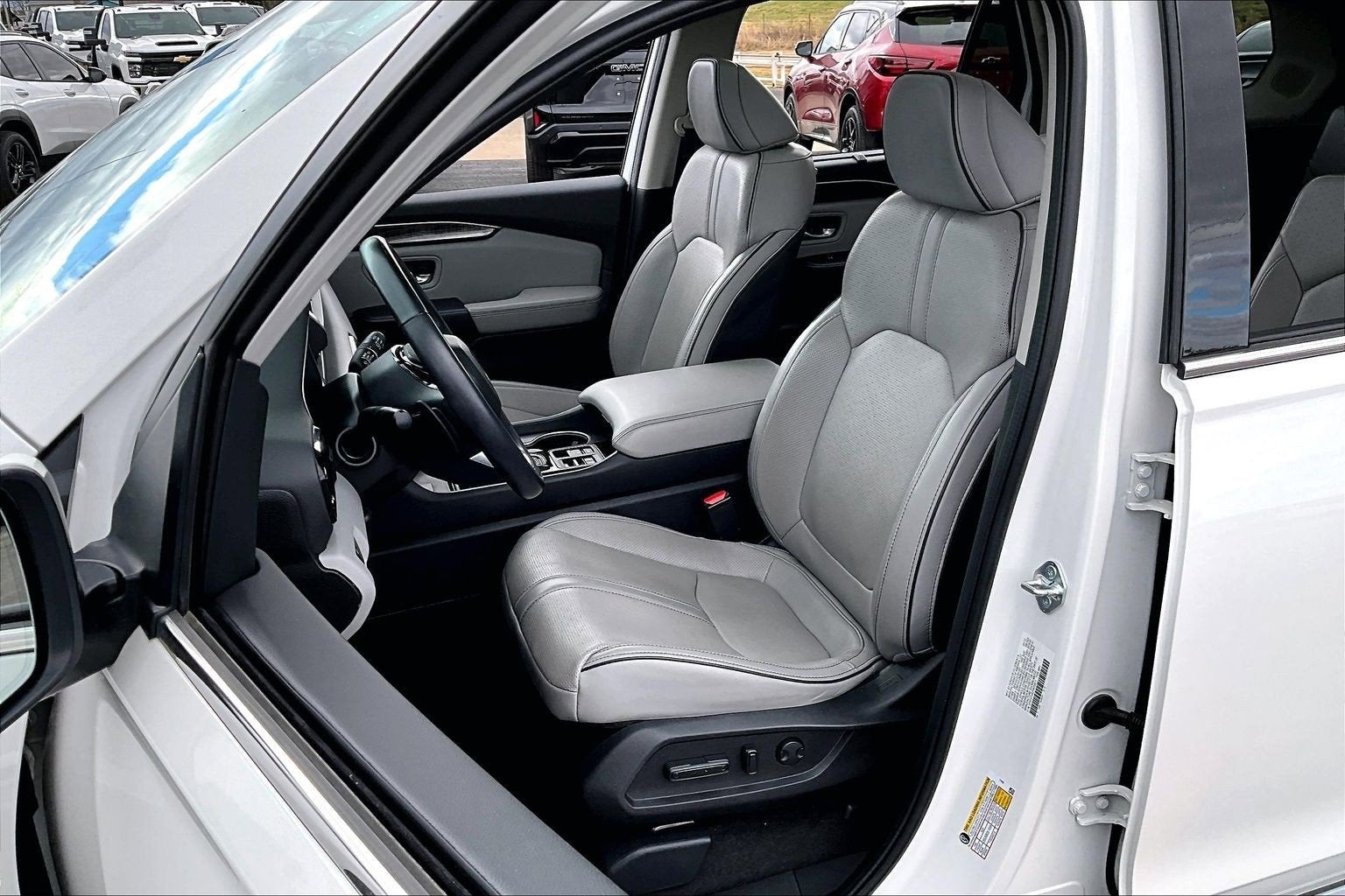 2023 Honda Pilot Elite