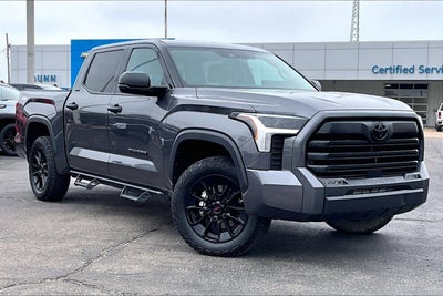 2023 Toyota Tundra 4WD SR5