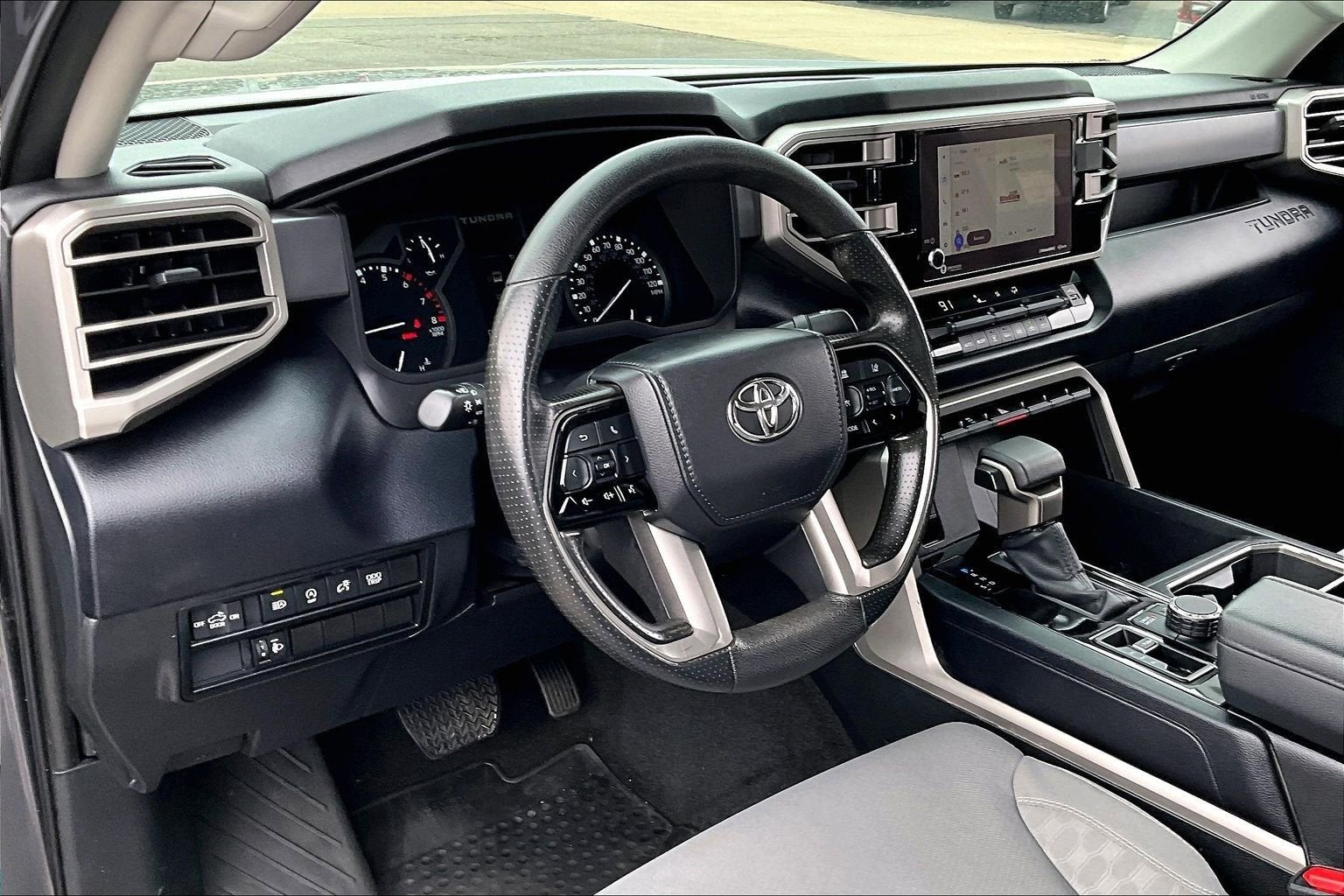 2023 Toyota Tundra 4WD SR5