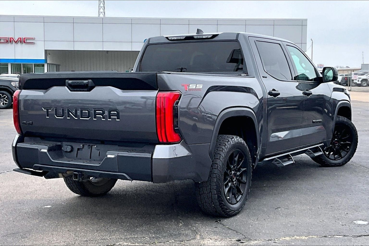 2023 Toyota Tundra 4WD SR5