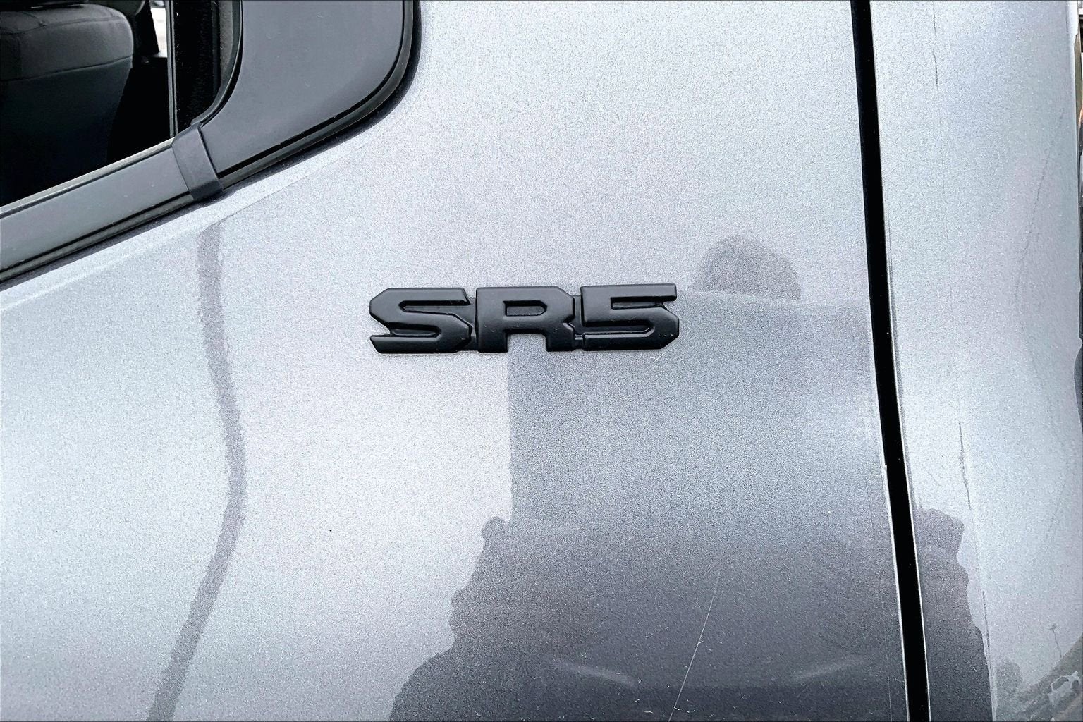 2023 Toyota Tundra 4WD SR5