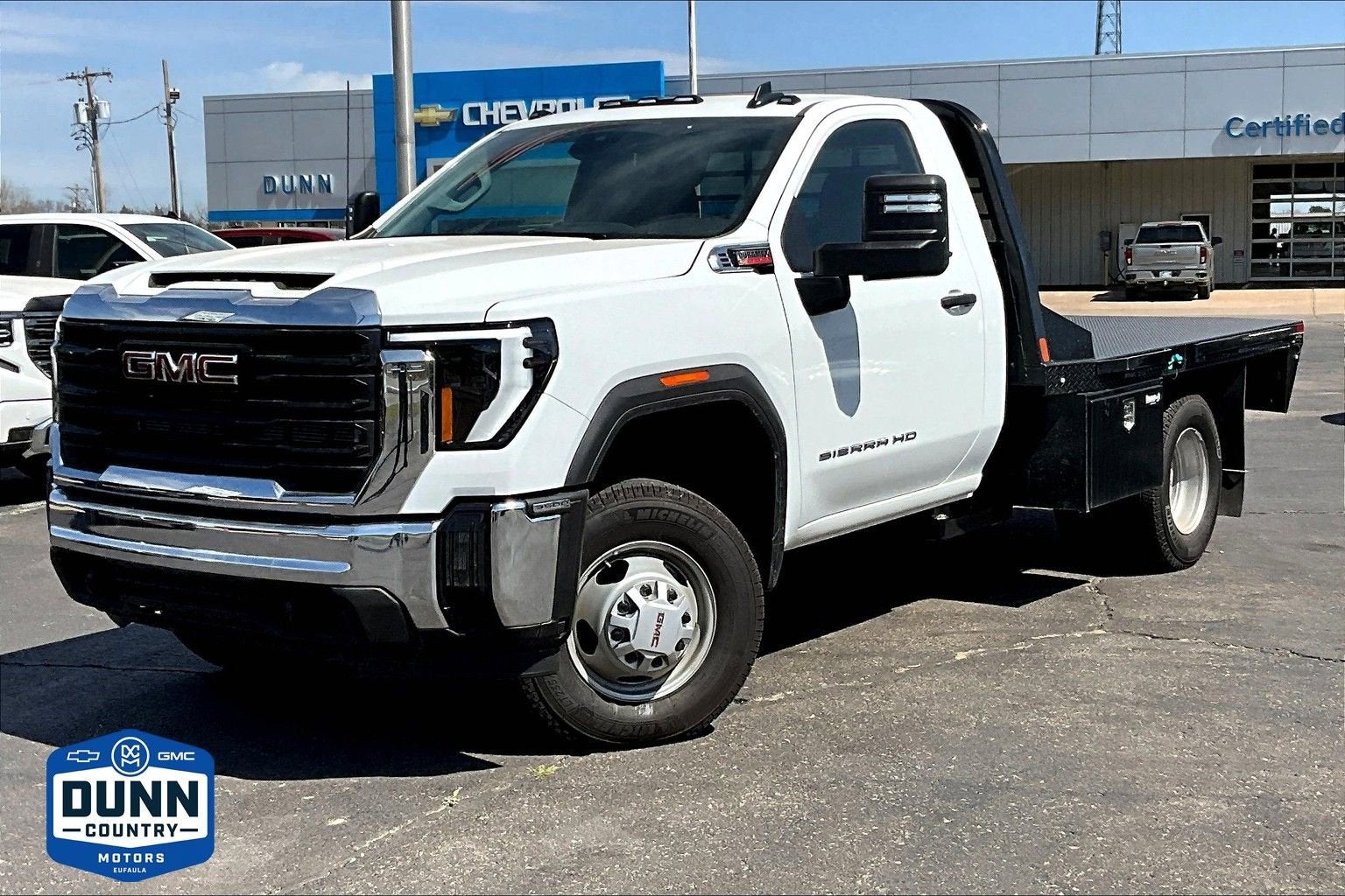2024 GMC Sierra 3500 HD Chassis Cab Pro