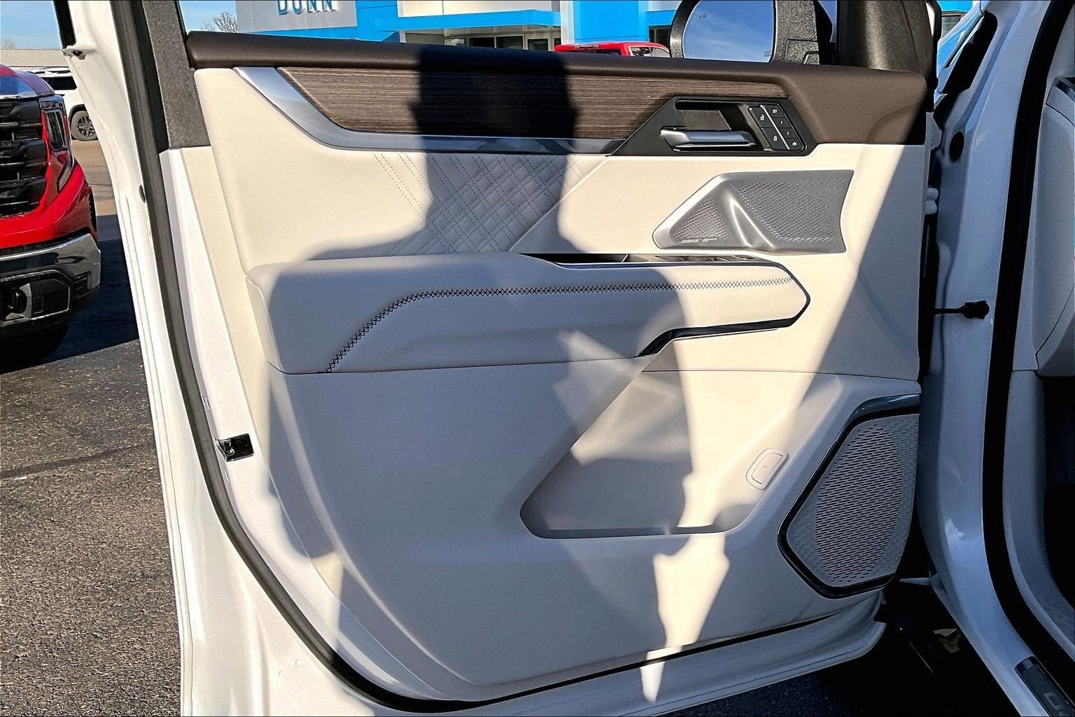 2024 GMC Acadia Denali