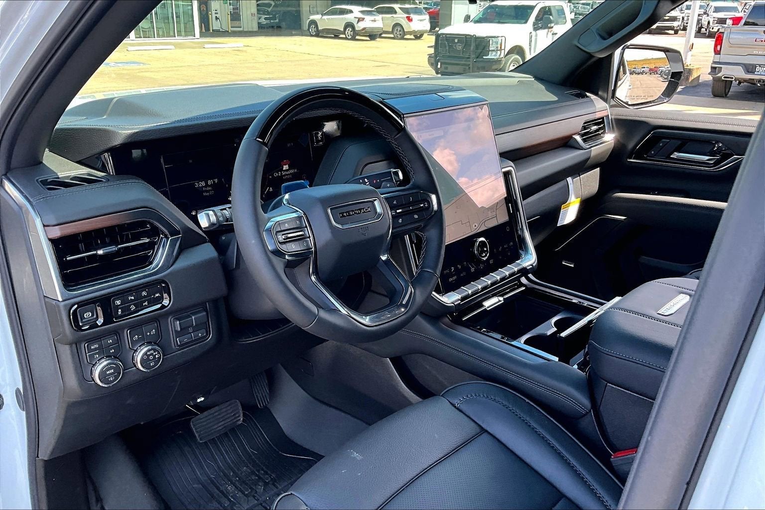 2026 GMC Yukon XL Denali - Photo 6
