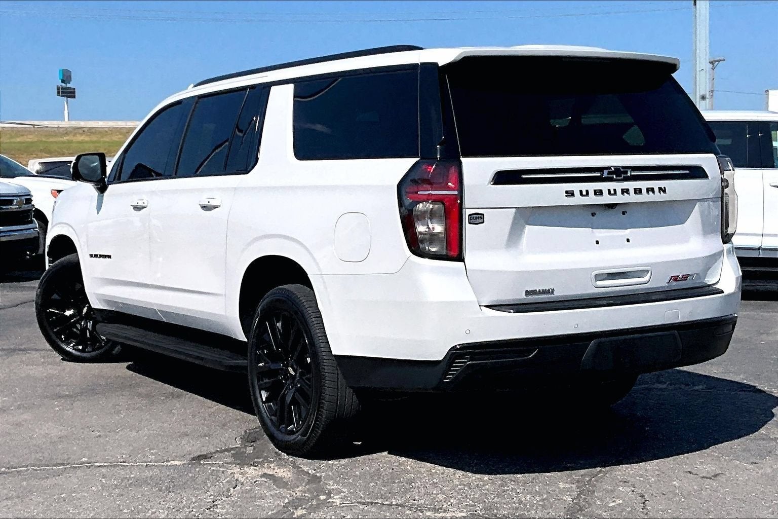 2023 Chevrolet Suburban RST