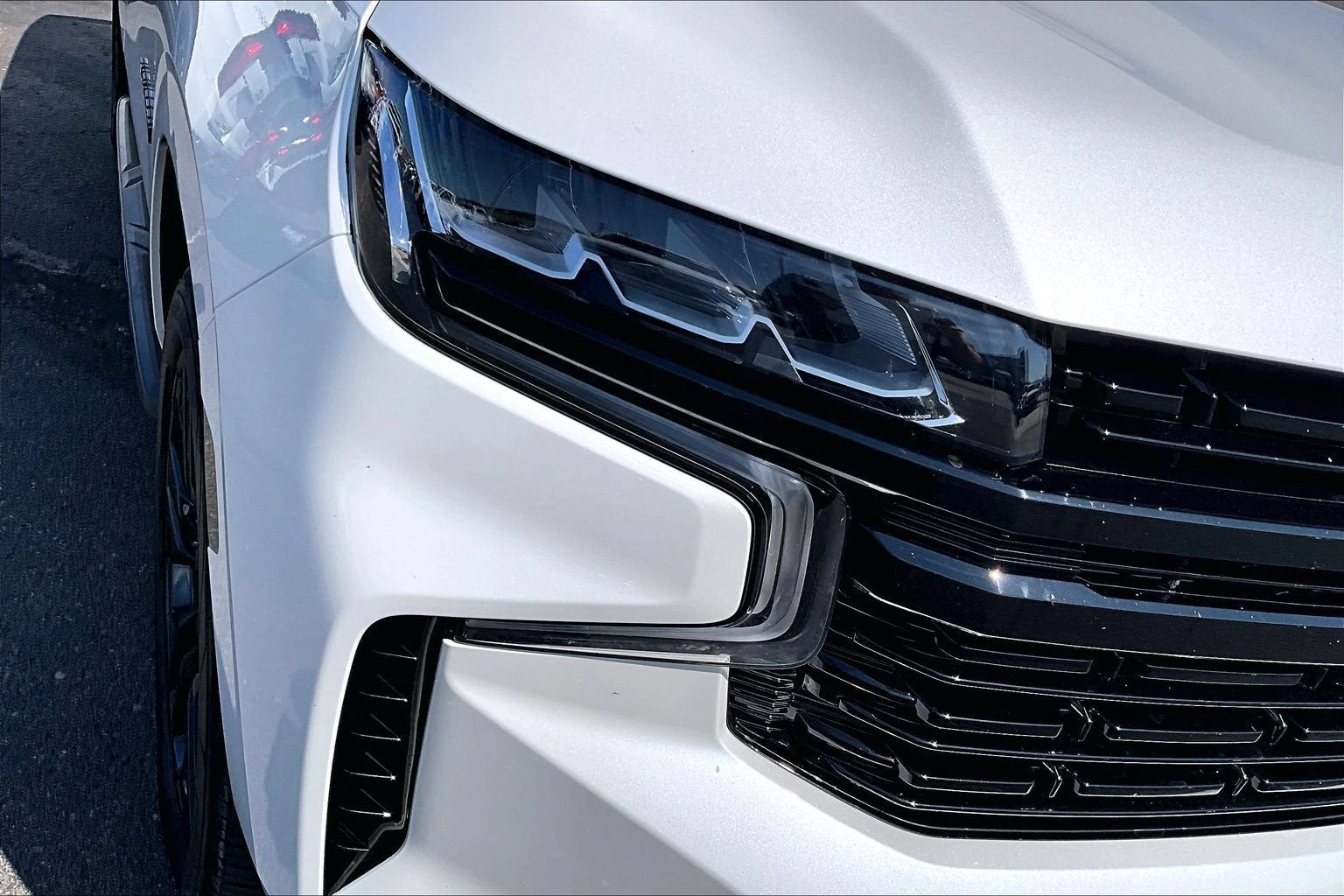 2023 Chevrolet Suburban RST