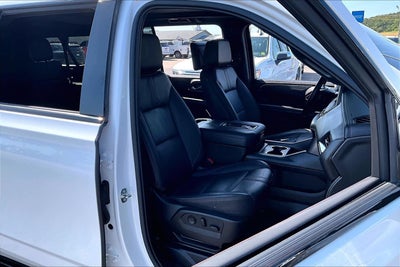 2023 Chevrolet Suburban RST