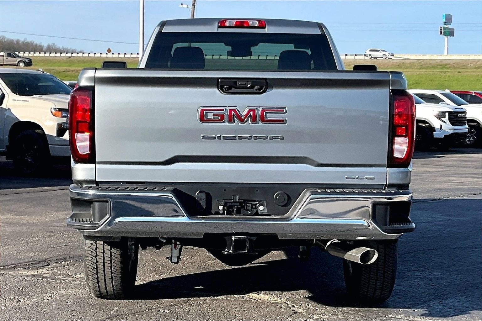 2026 GMC Sierra 2500 HD SLE