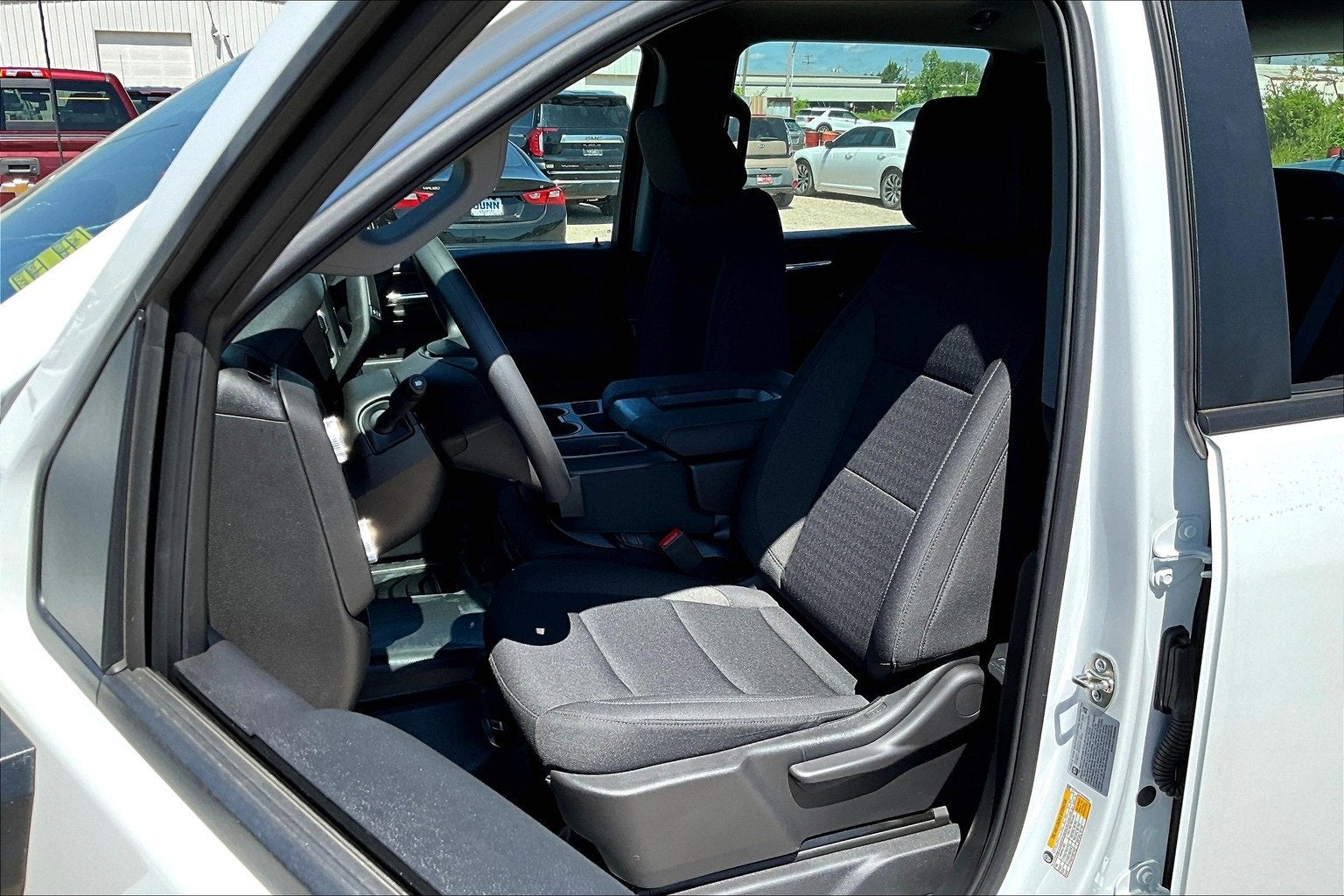 2025 GMC Sierra 2500 HD Pro