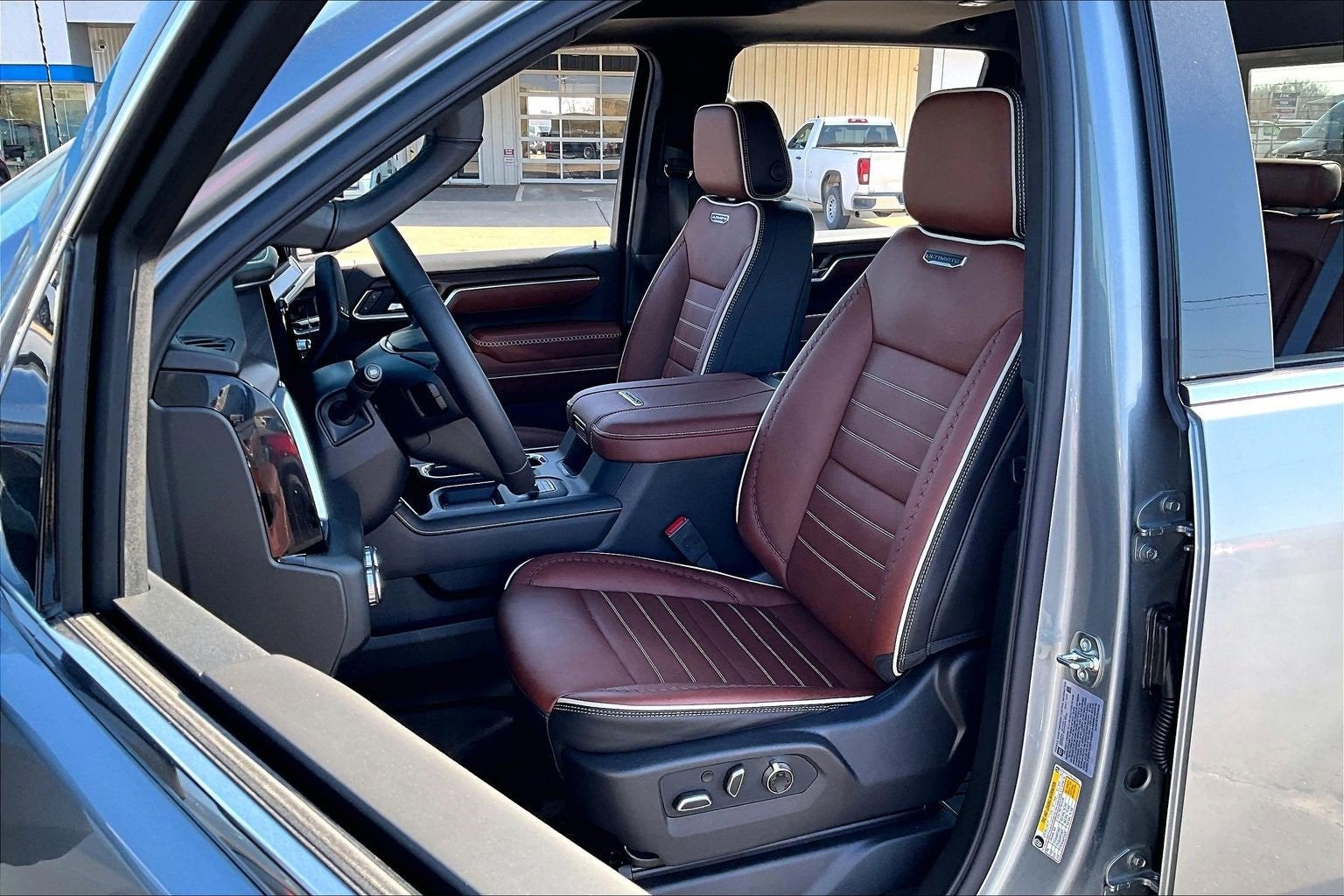 2026 GMC Sierra 3500 HD Denali Ultimate DRW