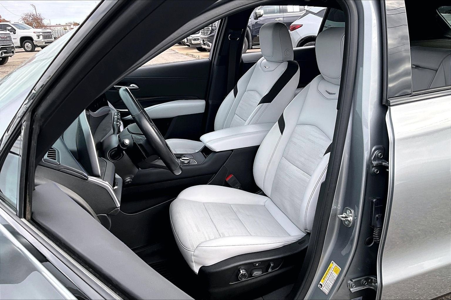 2024 Cadillac XT4 Sport