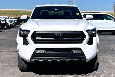 2026 Toyota Tacoma 4WD SR5