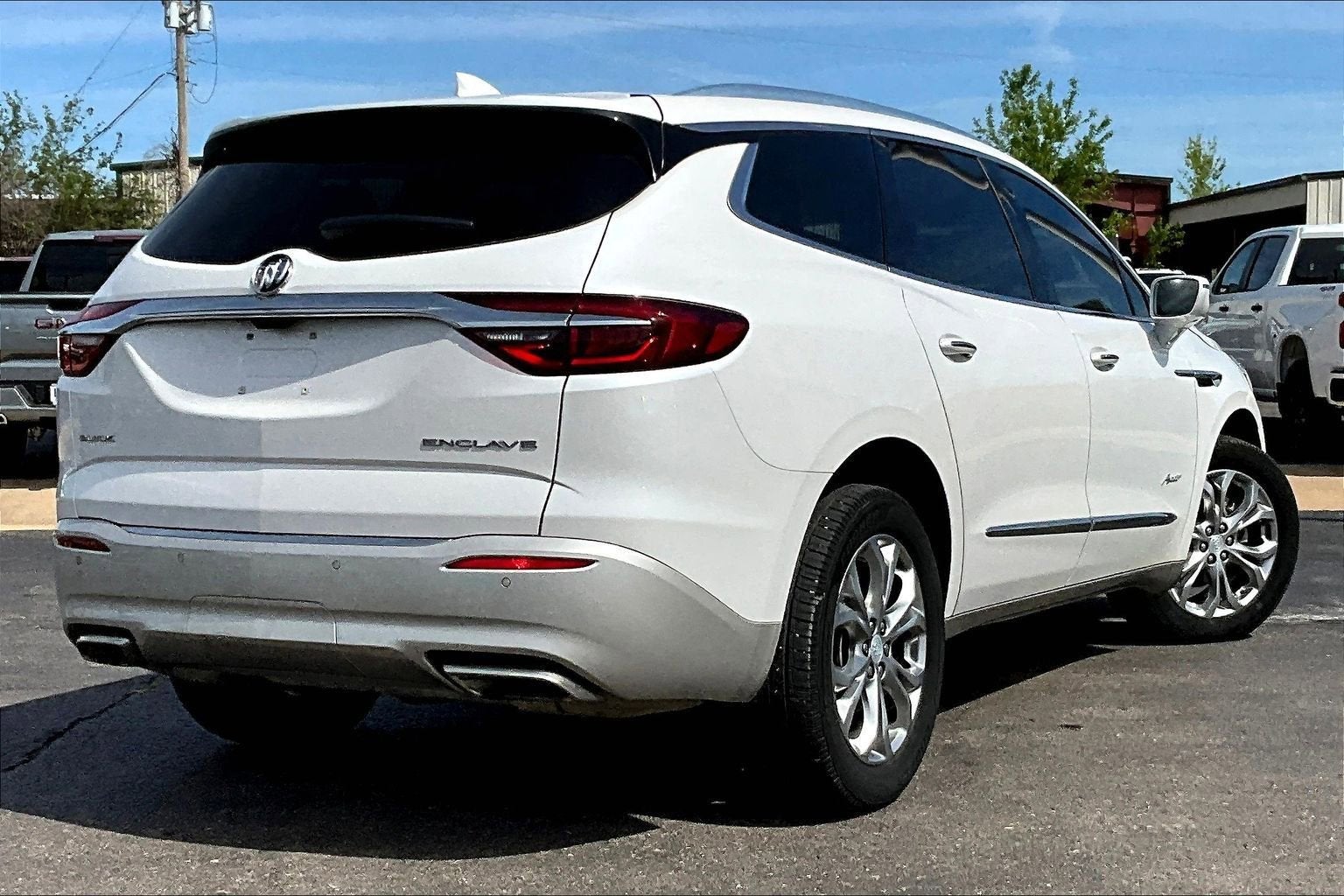 Used 2018 Buick Enclave Avenir with VIN 5GAERDKW2JJ163928 for sale in Eufaula, OK